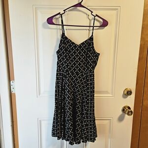Women's Black and White Patterned Dress